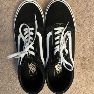 Vans Men's Classic Black and White Sneakers